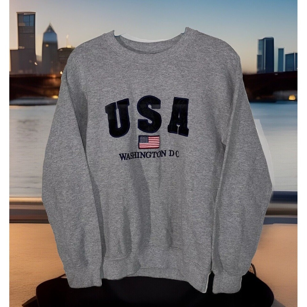 USA Washington DC Gray Crewneck Sweatshirt Men's Size Small Embroidered